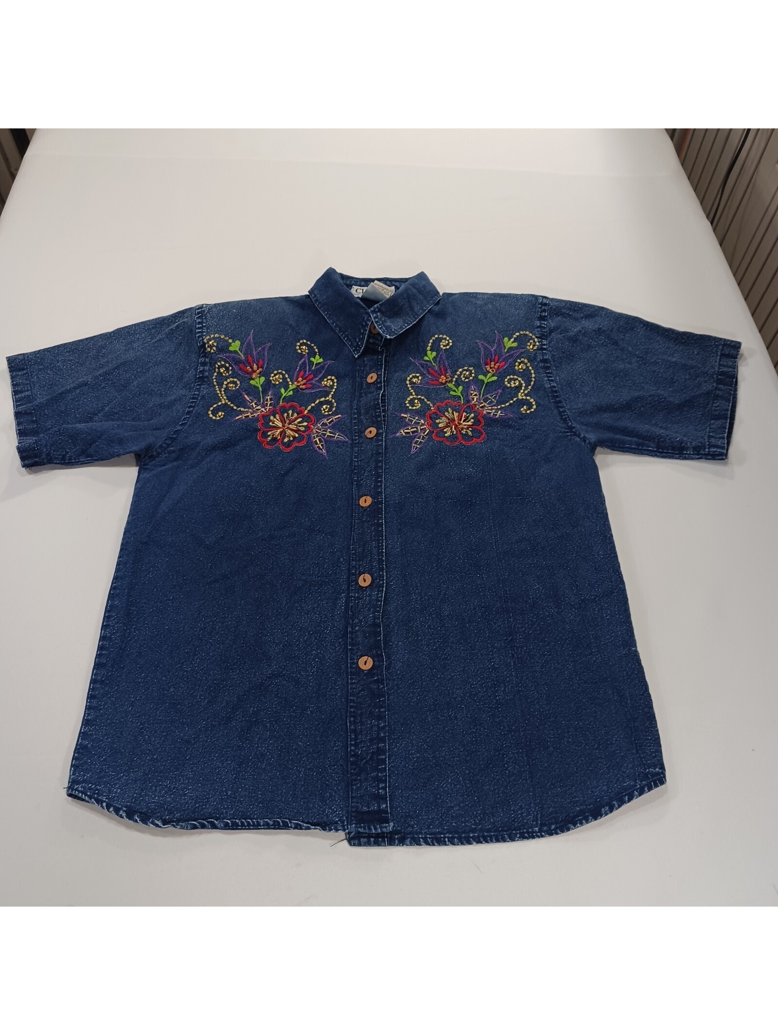 Vtg 80s Club Z Women's Blue Embroidered Floral Cotton Denim Shirt Size Large